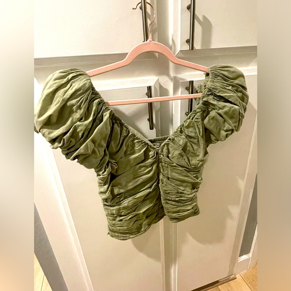 Abercrombie & Fitch Olive Green Ruched Women's Top, Size L - Picture 2 of 11